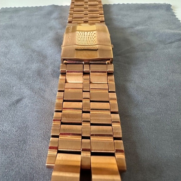 Vostok-Europe Energia Mecha-Quartz Chronograph - VK61-575B590 - Picture 14 of 16